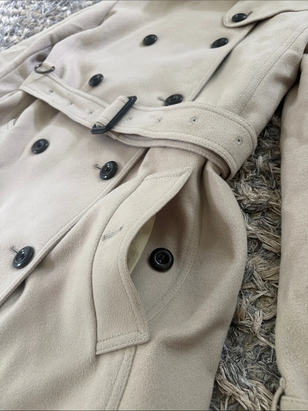 Burberry Light Beige Double-Breasted Trench Coat with Belt, Wool & Cashmere US10 - Picture 5 of 16